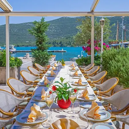 Ostrea Ξενοδοχείο 3*