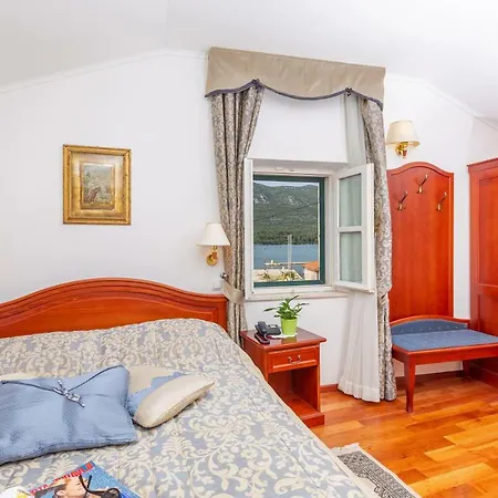 Ξενοδοχείο Ostrea 3*